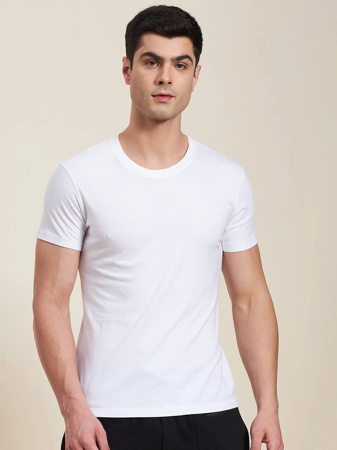 Men White Slim Fit Back Print Mascln Logot-Shirt